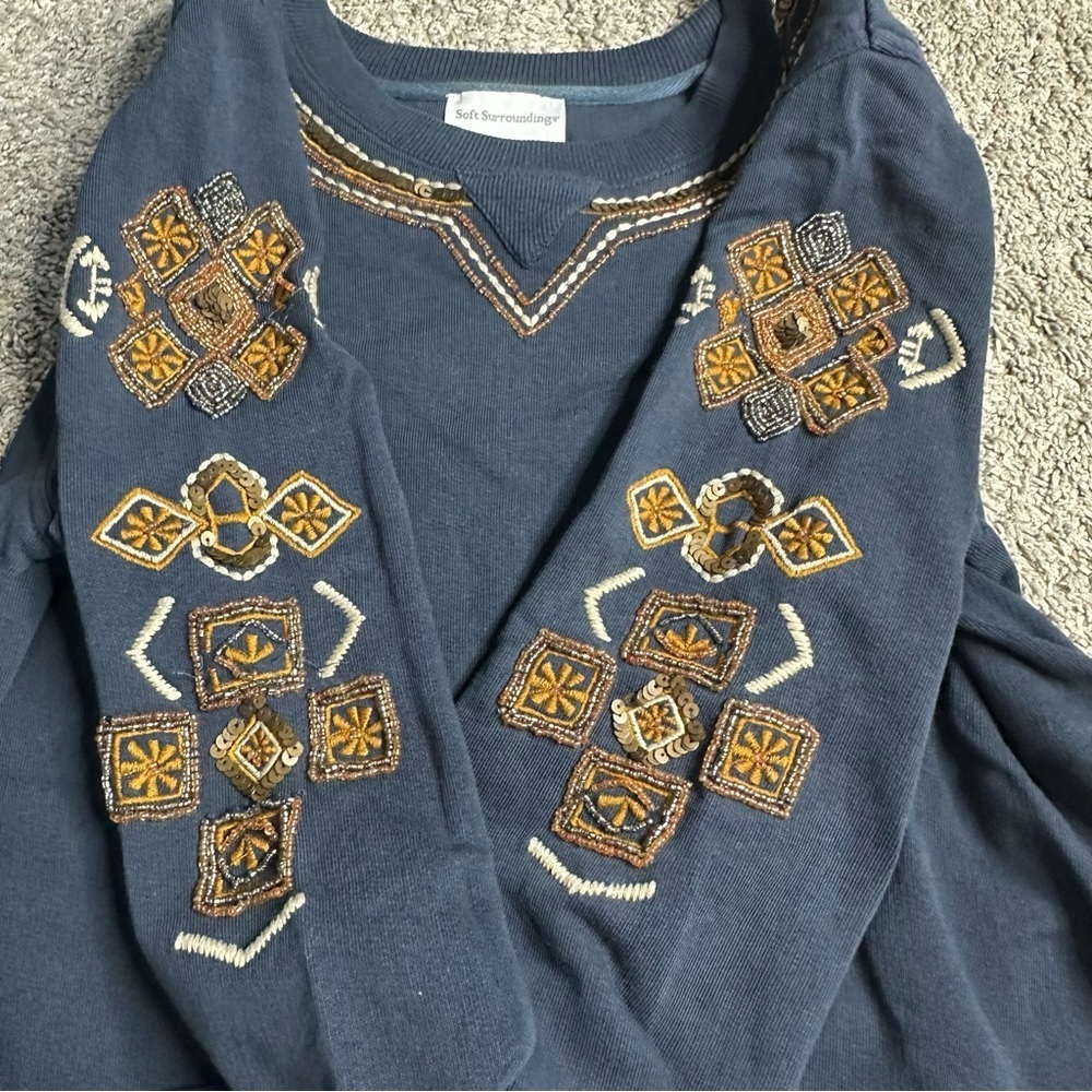 Soft Surroundings Beaded Sweatshirt Top Medium Tunic Navy Blue 100% Cotton tan - Picture 4 of 9